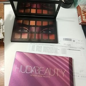 Huda Beauty Desert Dusk Eyeshadow Palette